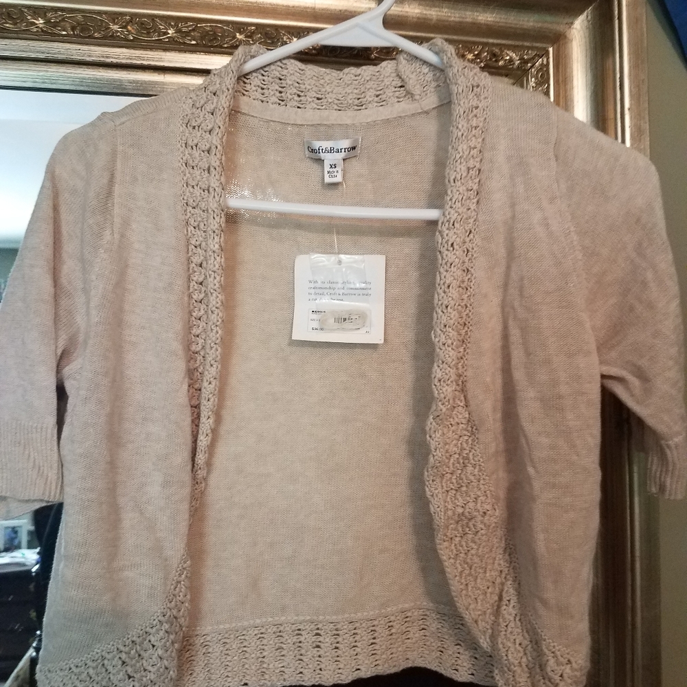 Croft & Barrow tan ahrug - NWT